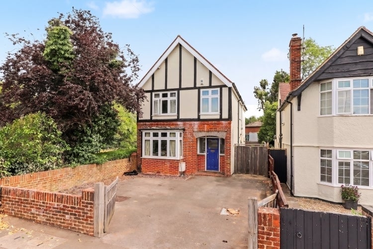 House Henley Avenue in Oxford