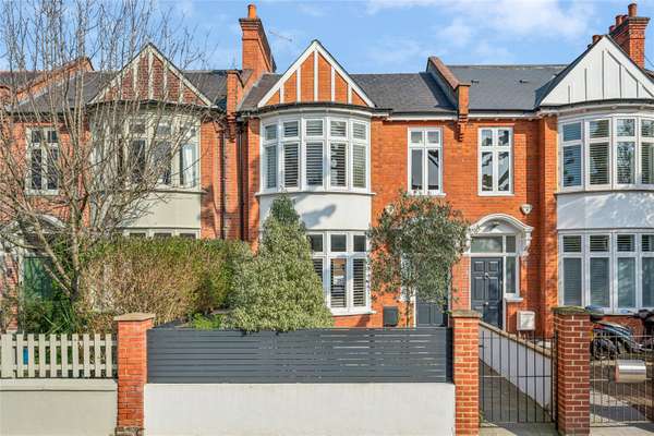House Highlever Road in Greater London