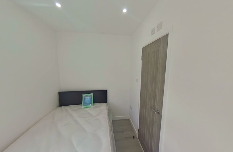 Room St. George's Road in Coventry