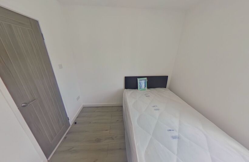 Room St. George's Road in Coventry