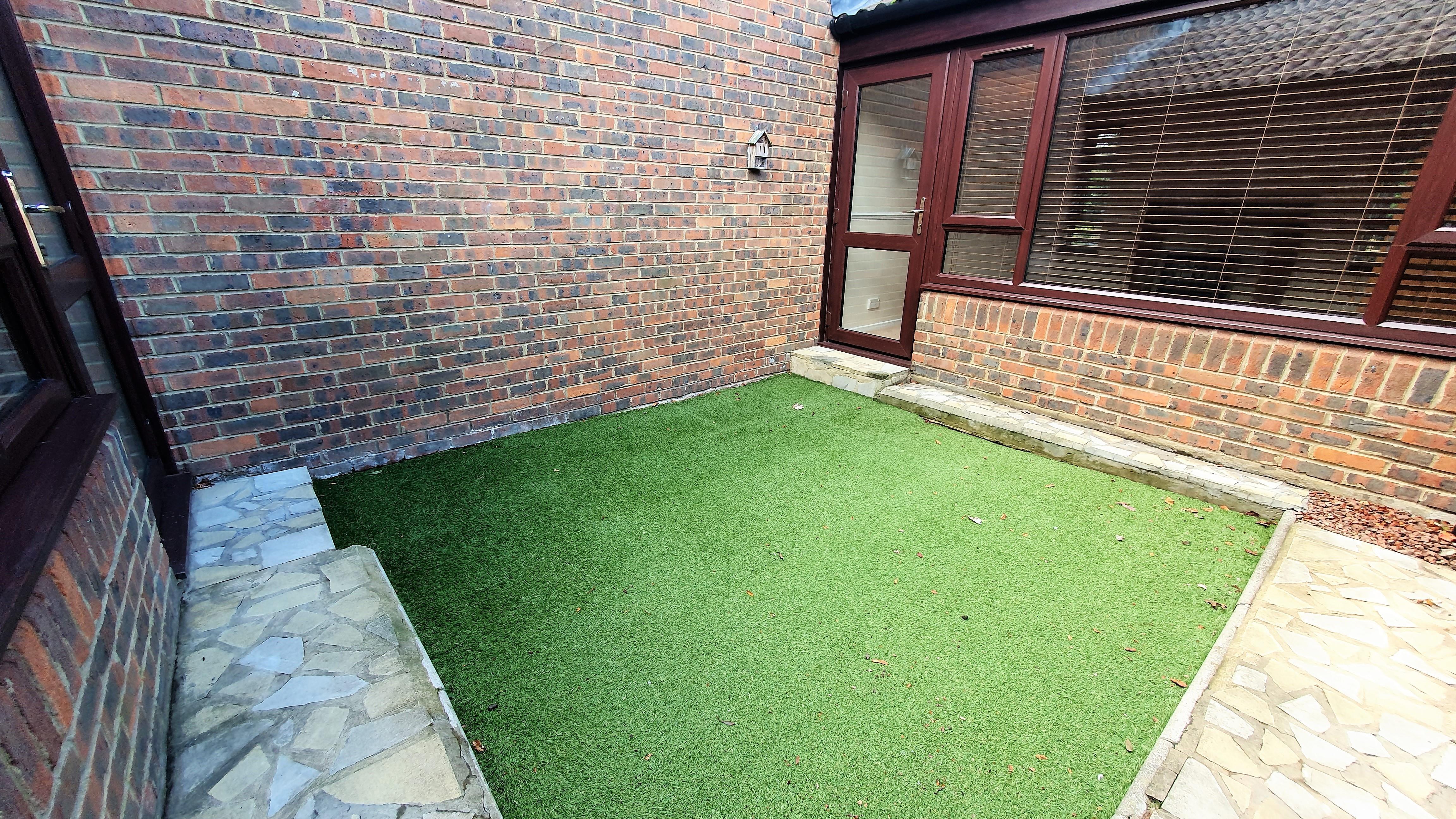 House Hammersmith Gardens in Houghton Regis