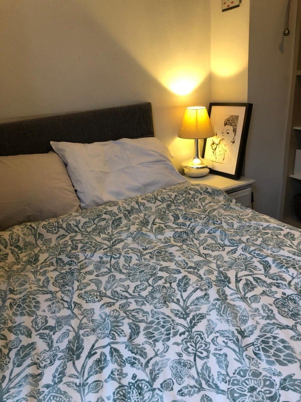 Room Peterborough Villas in Greater London