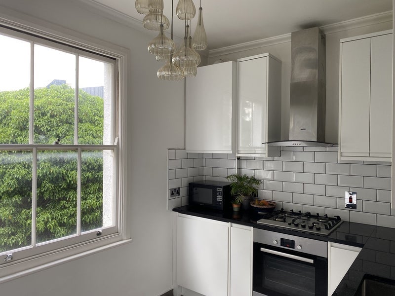 Room Tudor Road in Greater London