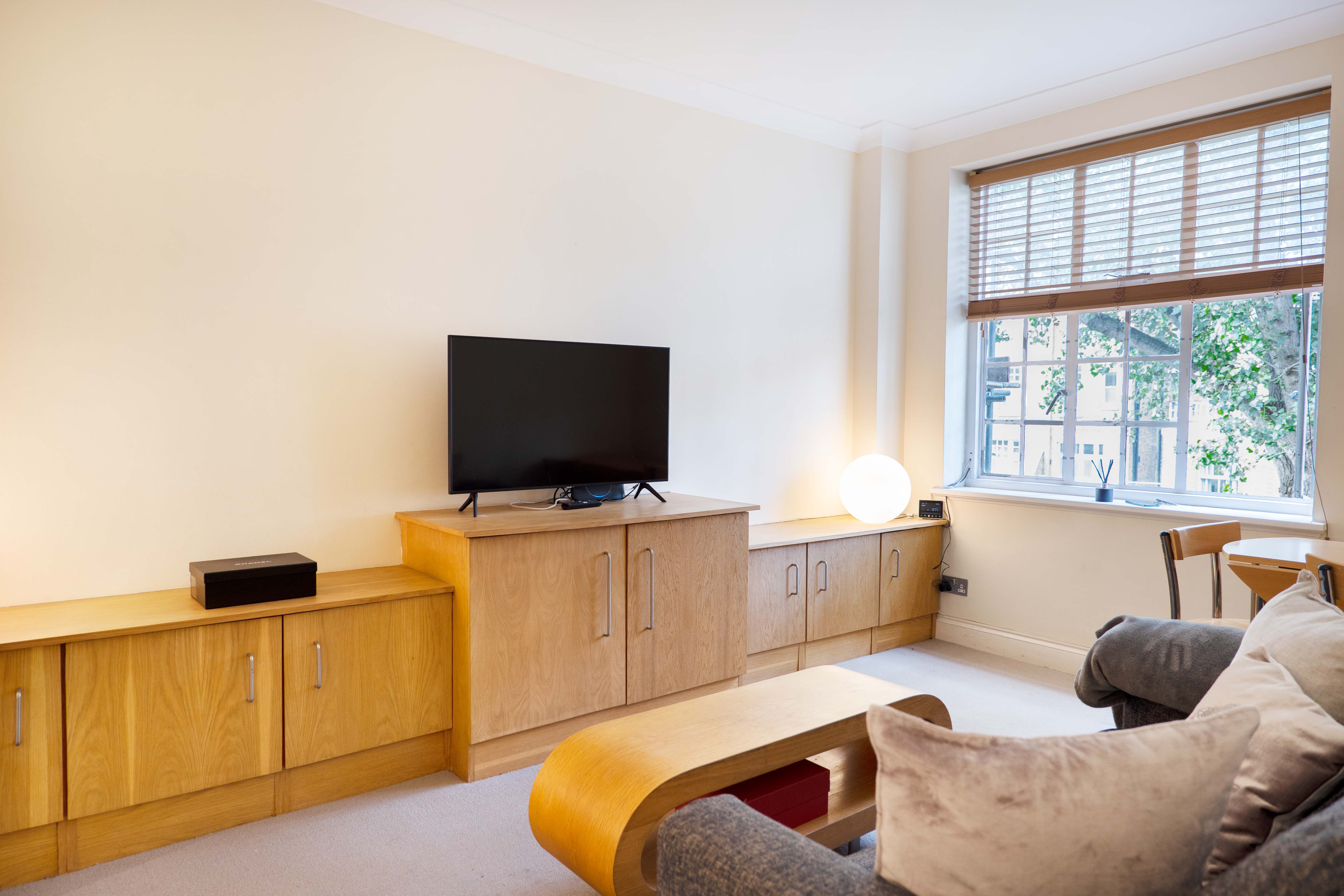 Flat Drayton Gardens in Greater London