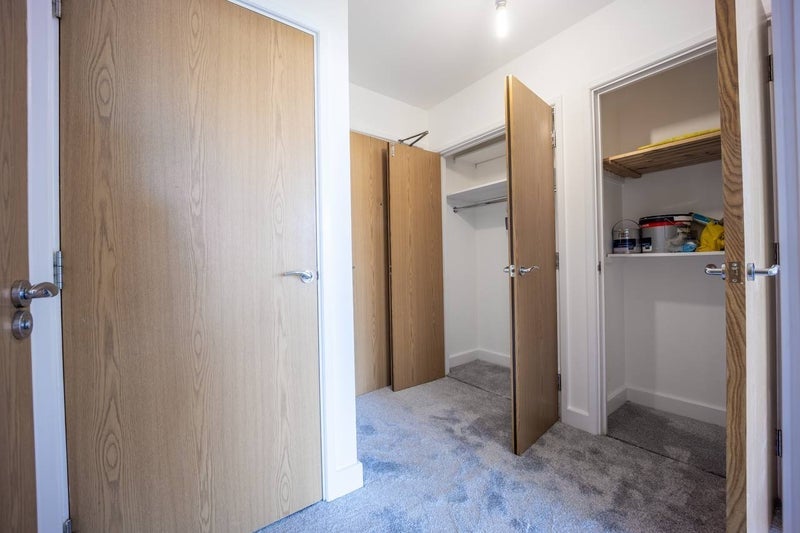 Flat Harston Walk in Greater London