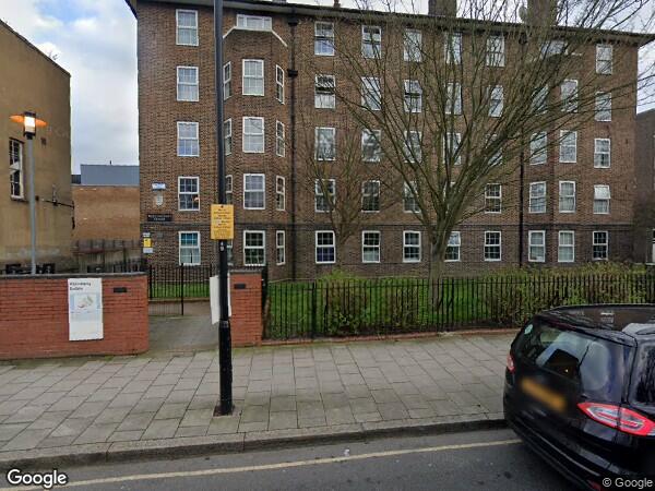 Flat Stoke Newington Church Street in Greater London