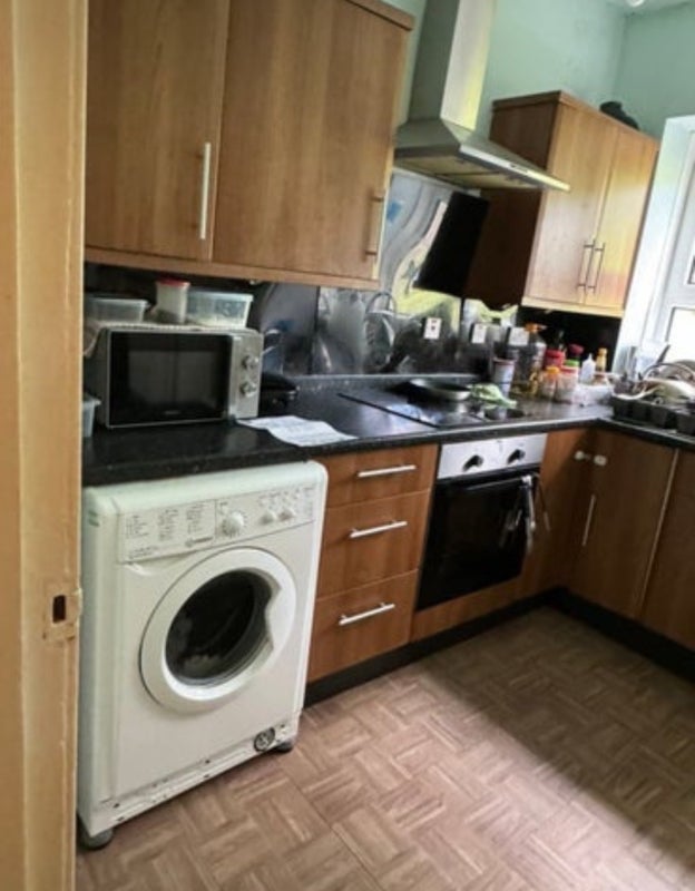 Room Barrmill Road in Glasgow