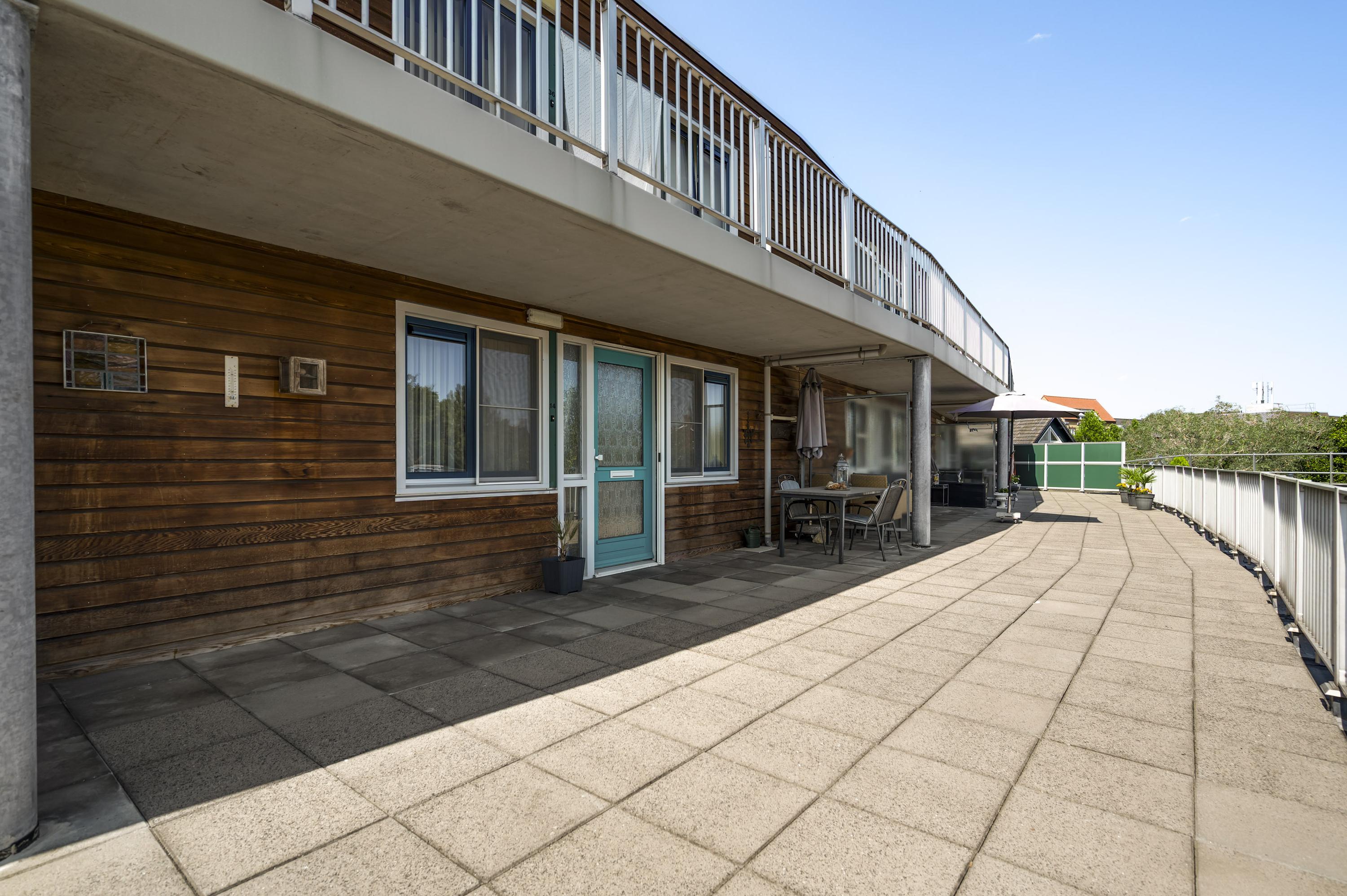 Appartement te koop: Eduard van Wegbergplein 14, Heythuysen