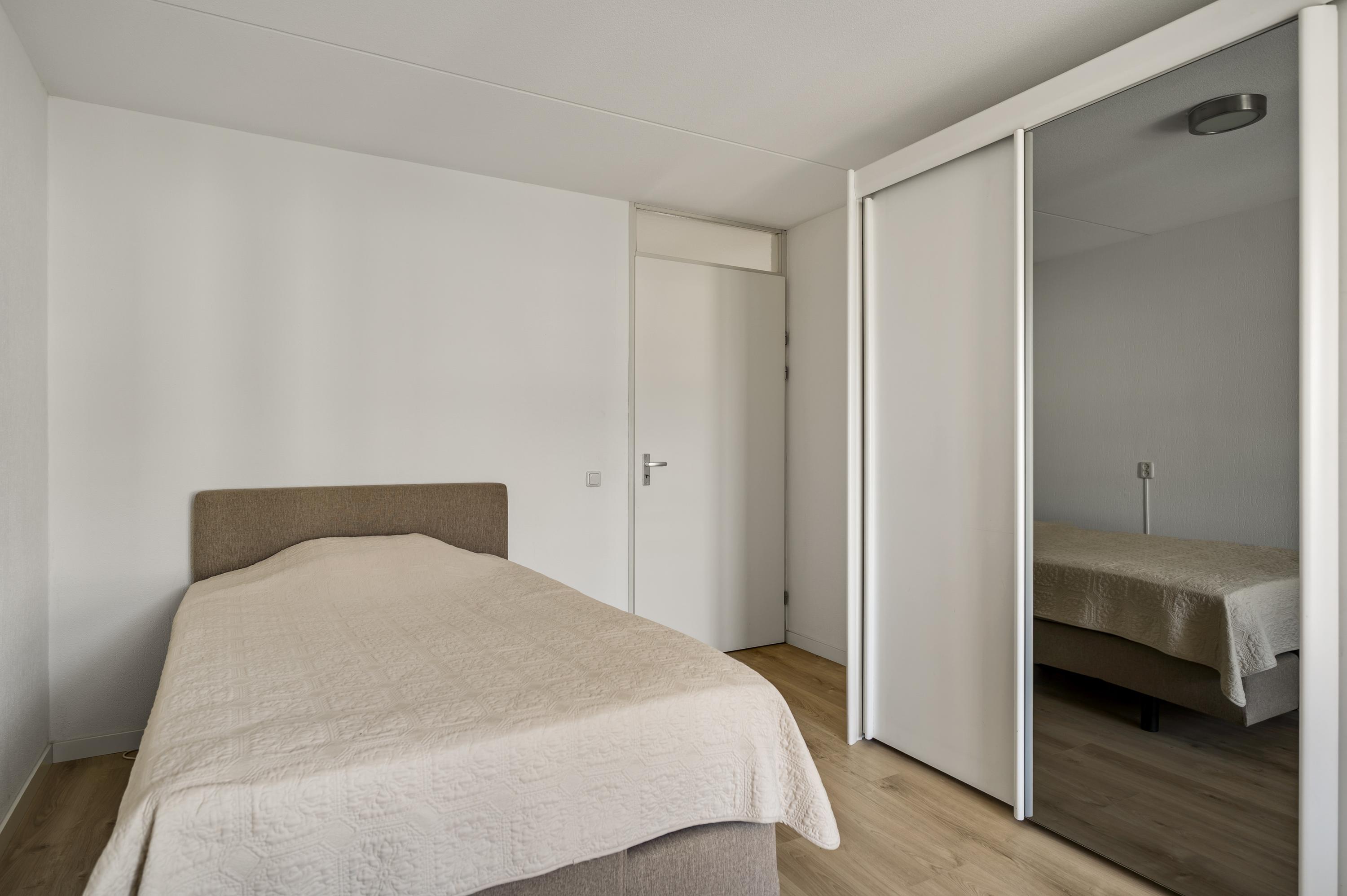 Appartement te koop: Eduard van Wegbergplein 14, Heythuysen