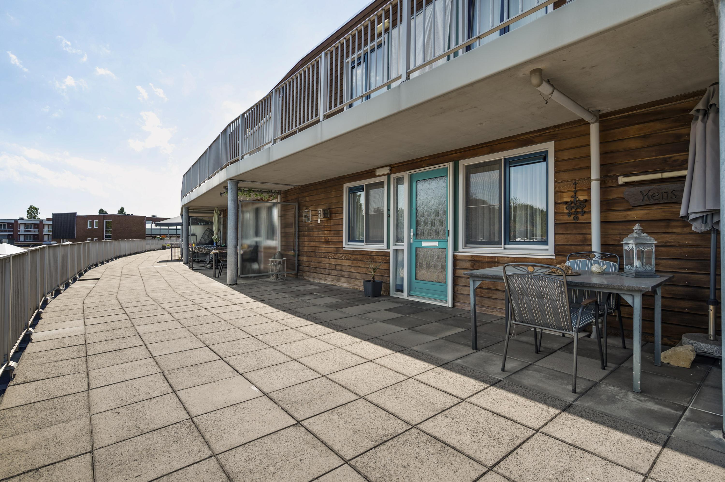 Appartement te koop: Eduard van Wegbergplein 14, Heythuysen