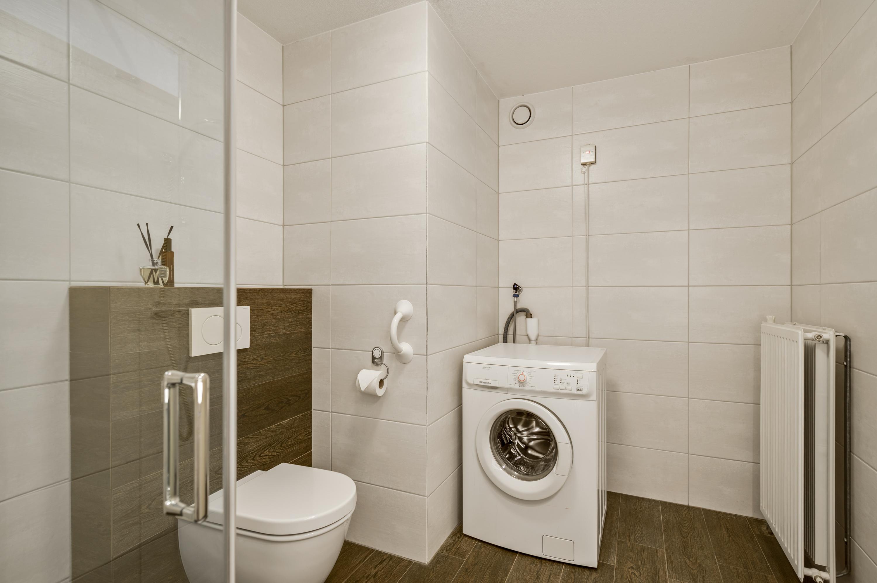 Appartement te koop: Eduard van Wegbergplein 14, Heythuysen