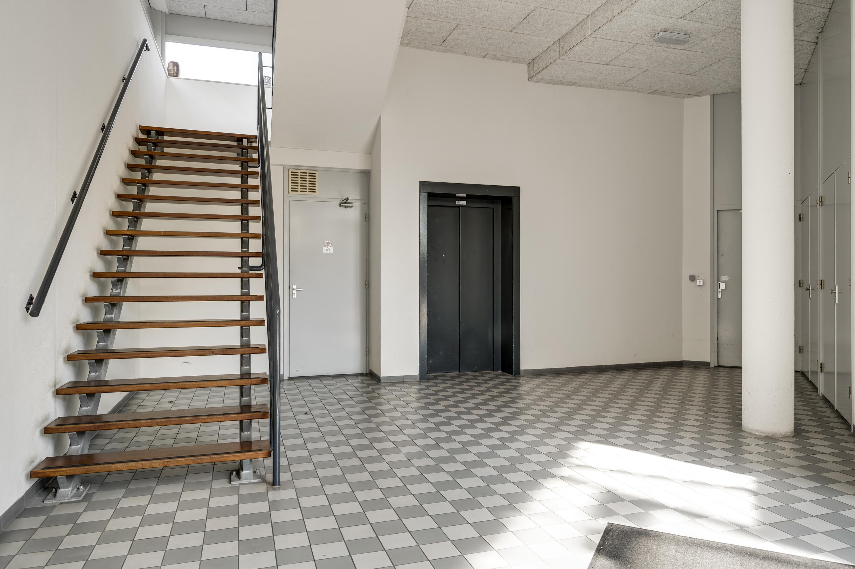 Appartement te koop: Eduard van Wegbergplein 14, Heythuysen