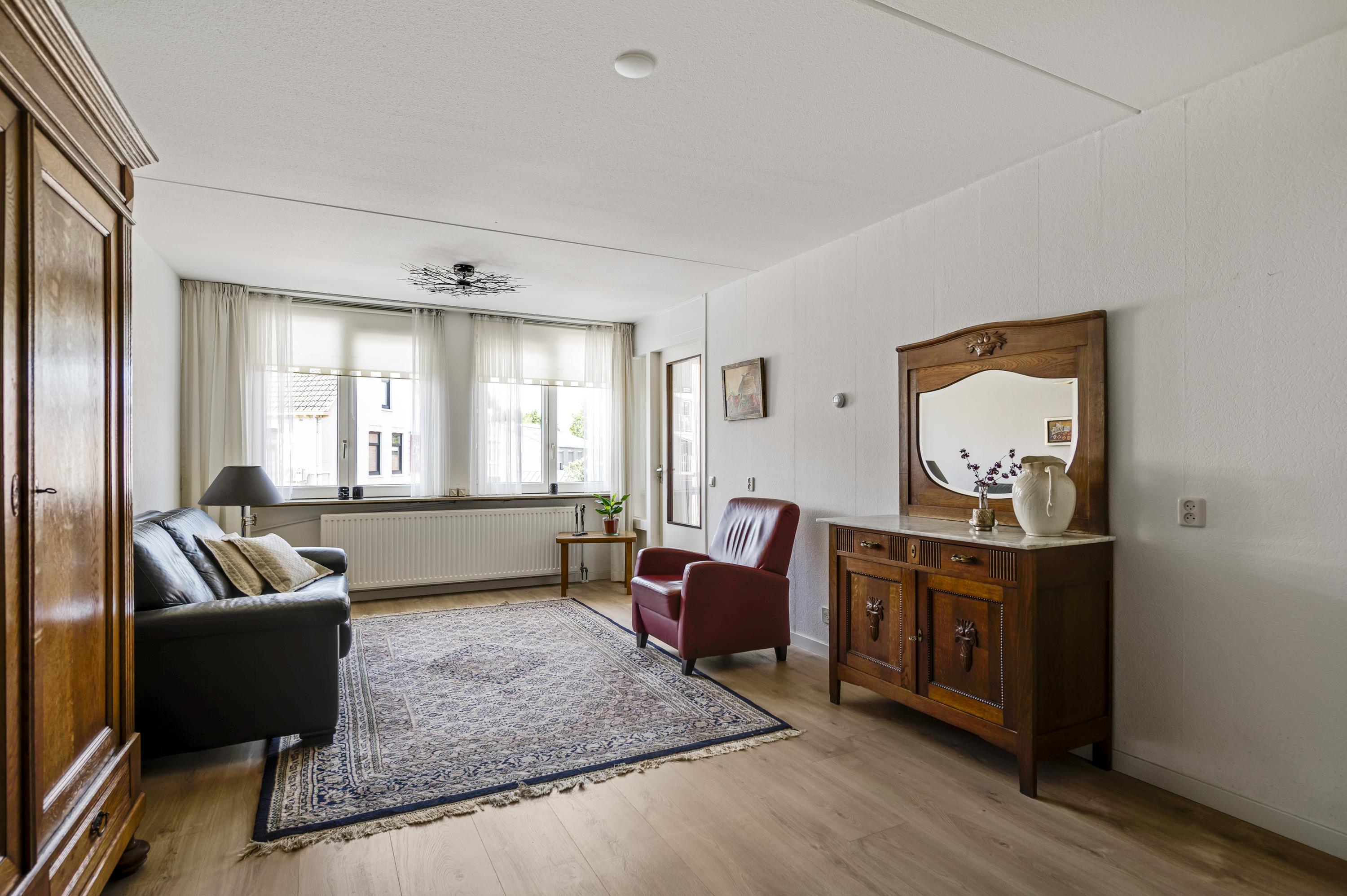 Appartement te koop: Eduard van Wegbergplein 14, Heythuysen