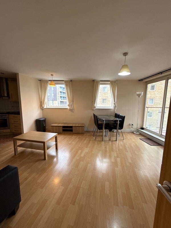 Room Basin Approach in Greater London