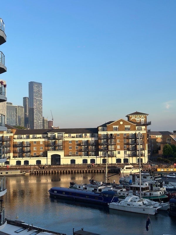 Room Basin Approach in Greater London