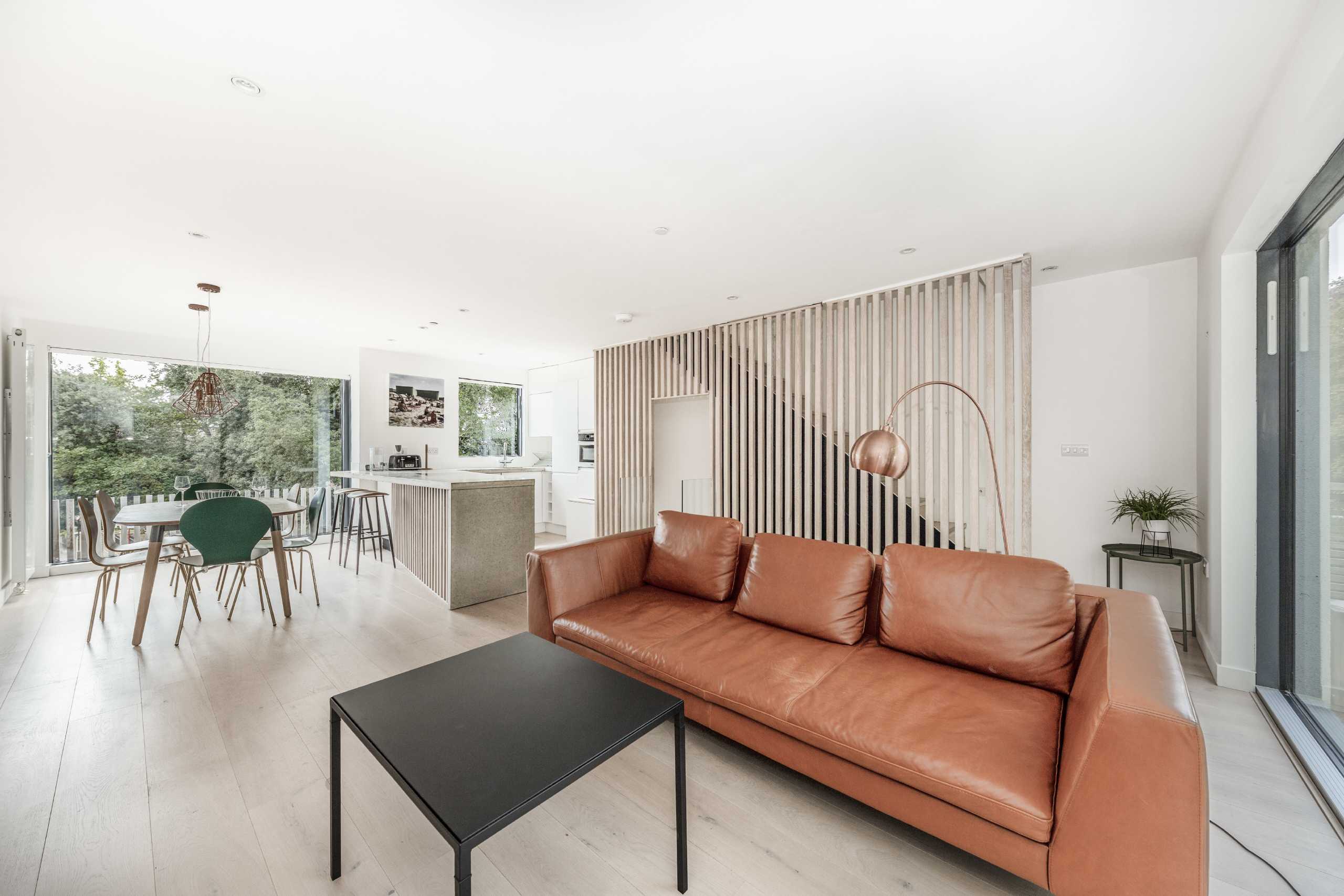 House Savona Close in Greater London