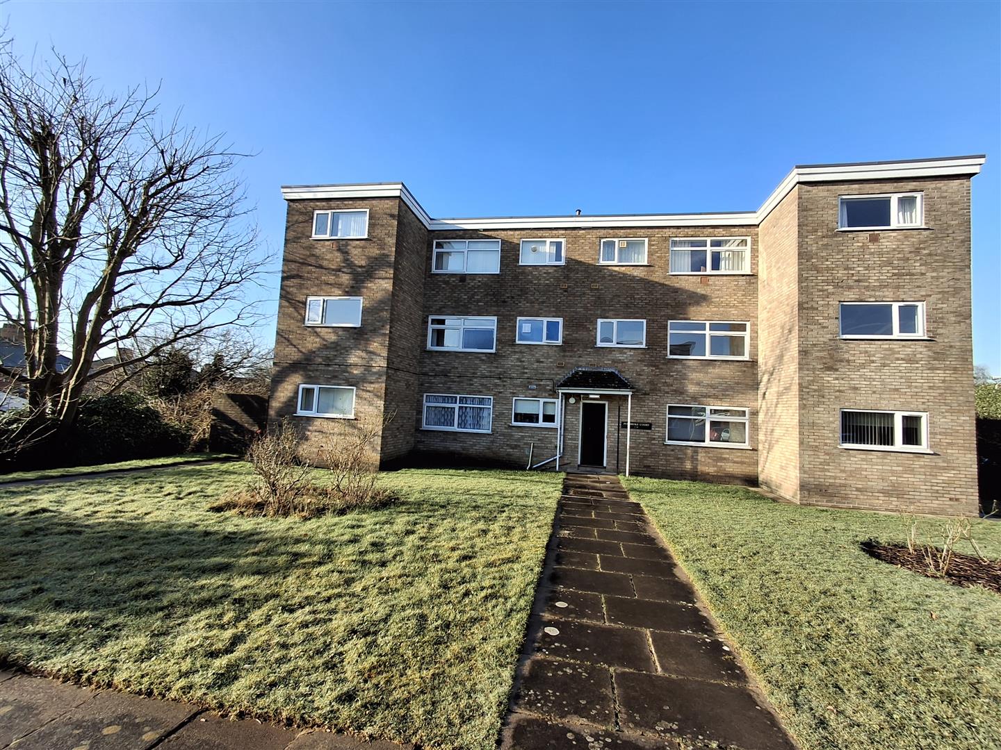 Flat Curlew Close in Cardiff
