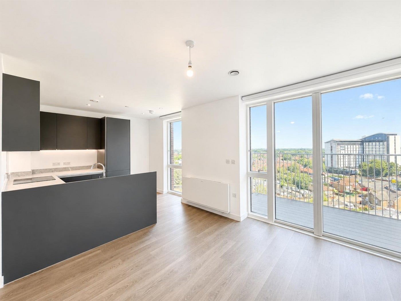 Flat New Road in Greater London