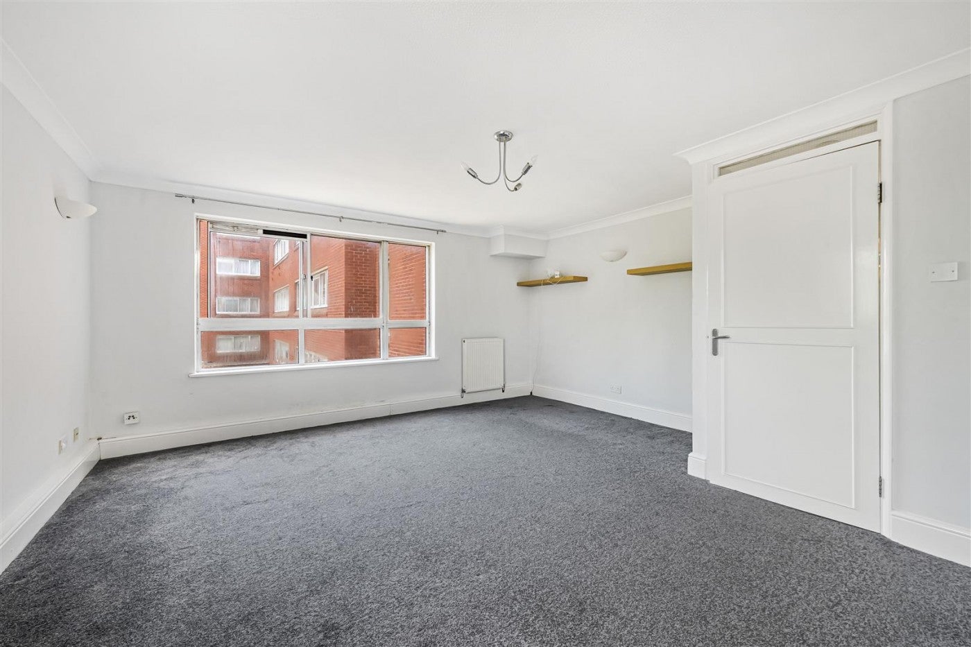 Flat Cheam Road in Greater London