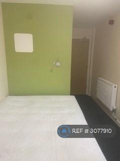 Flat Baxter Court in Royal Leamington Spa