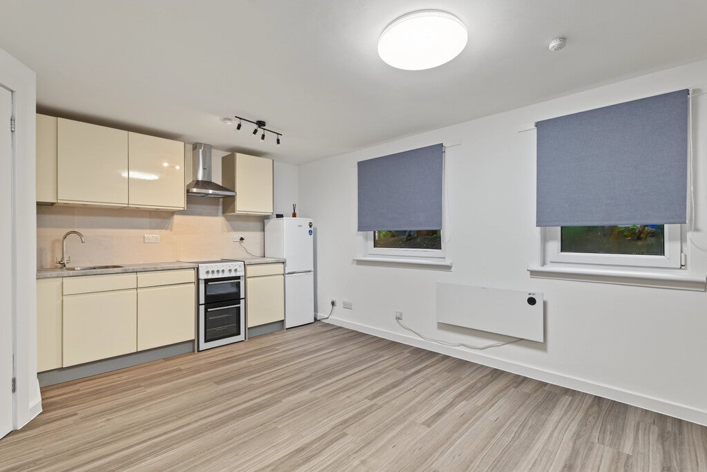 Flat Beechwood Drive in Bonhill