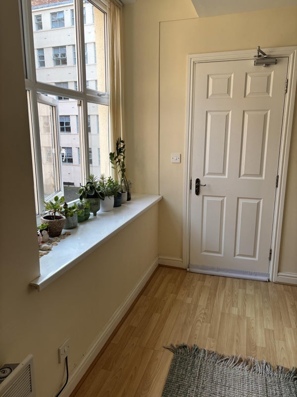 Room Stoddart Street in Newcastle upon Tyne