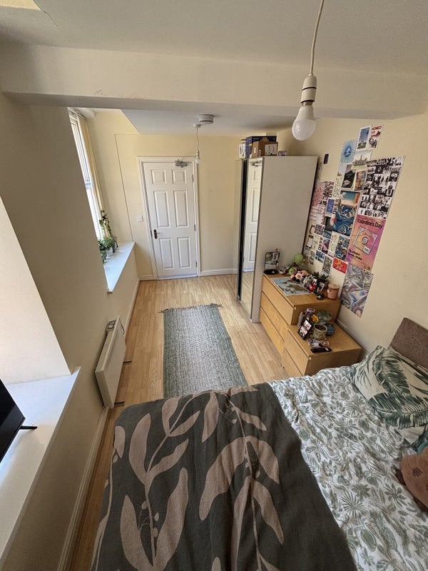 Room Stoddart Street in Newcastle upon Tyne