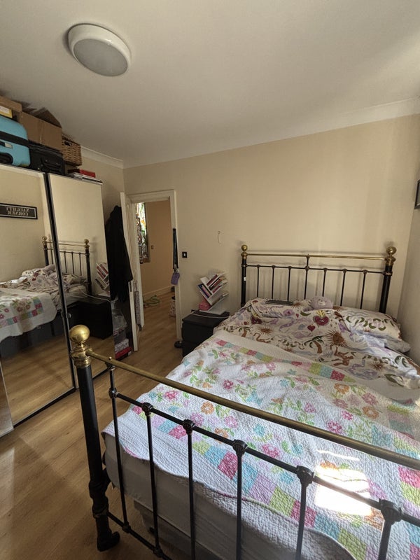 Room Williams Grove in Greater London