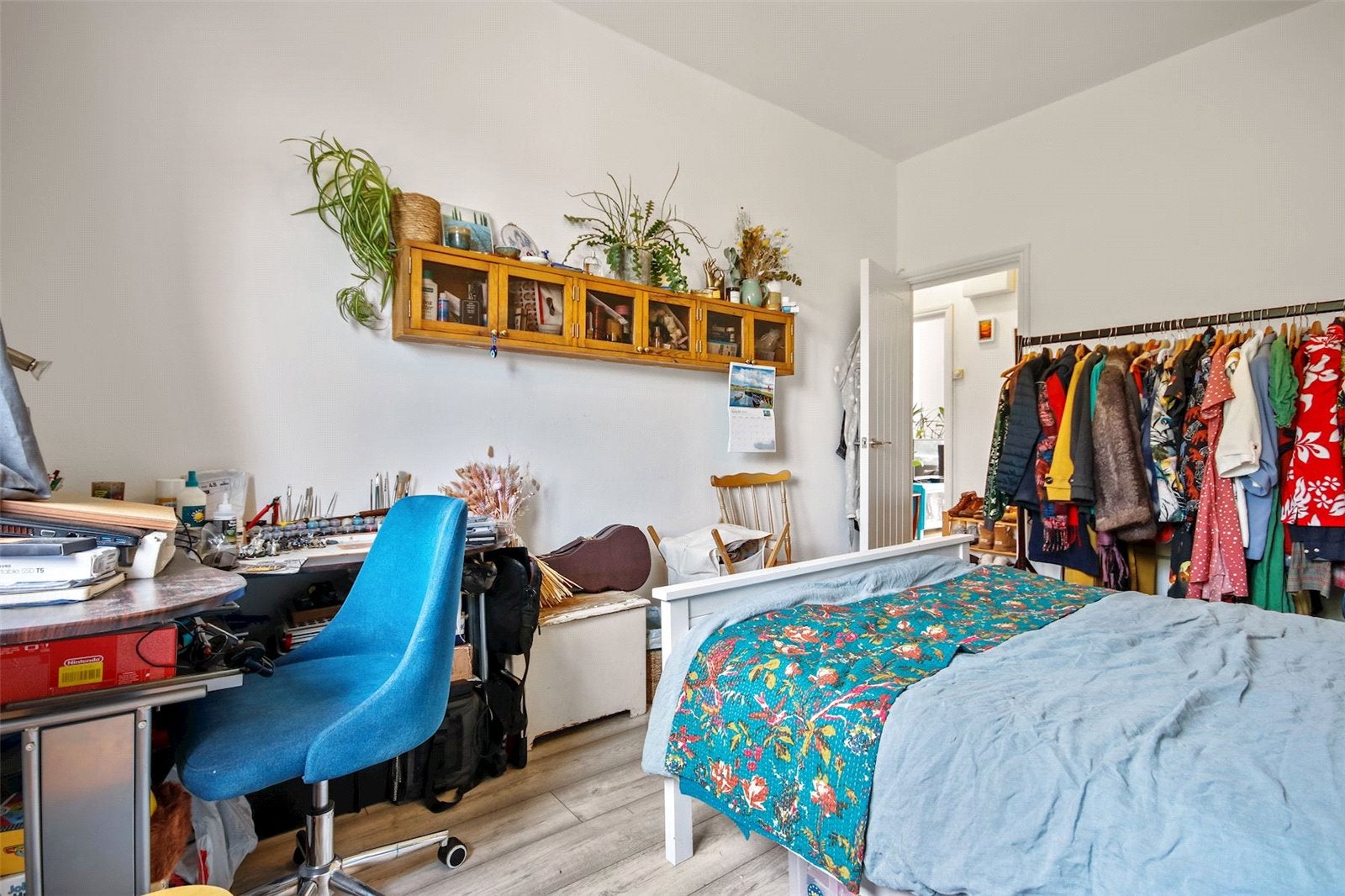 Flat St Mark's Rise in Greater London