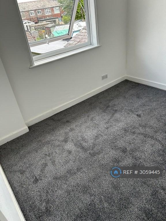 House Ashton Road East in Failsworth