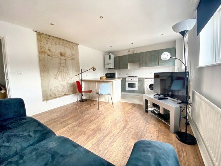 Flat Connaught Road in London