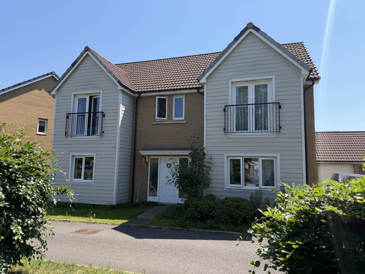Flat Bounty Grove in Exeter