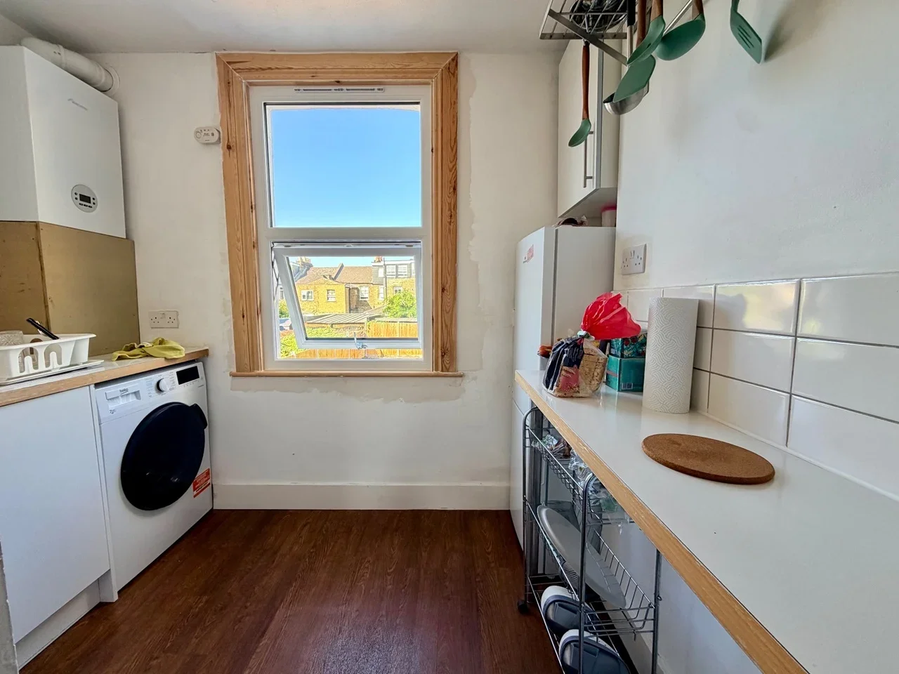 Flat Russell Road in Greater London