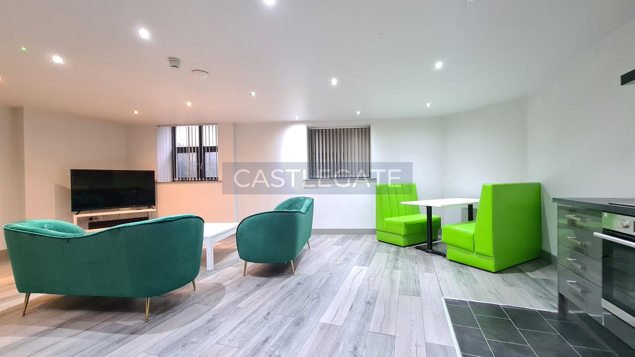 Room Dundas Street in Kirklees