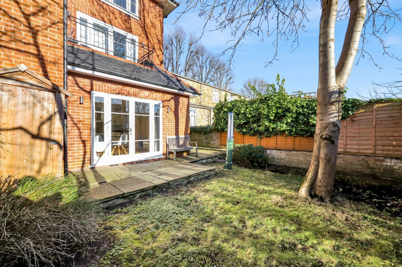 Flat Cheverton Road in Greater London