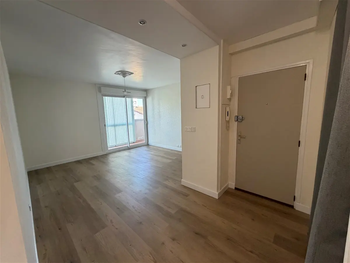 Flat Rue de la Gravette in Toulouse
