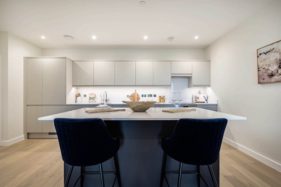 Flat Eastworth Road in Borough of Runnymede