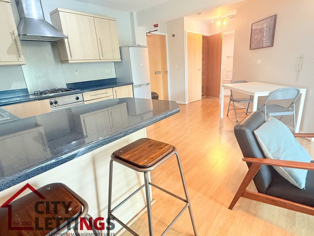 Flat Stoneleigh Street in Nottingham