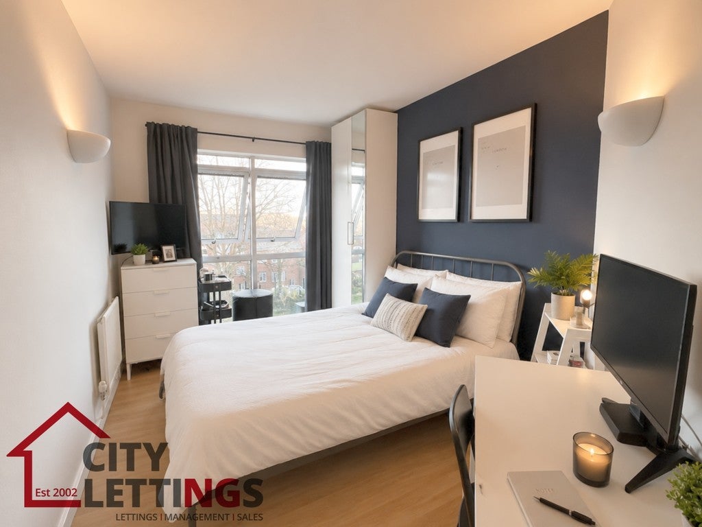 Flat Stoneleigh Street in Nottingham