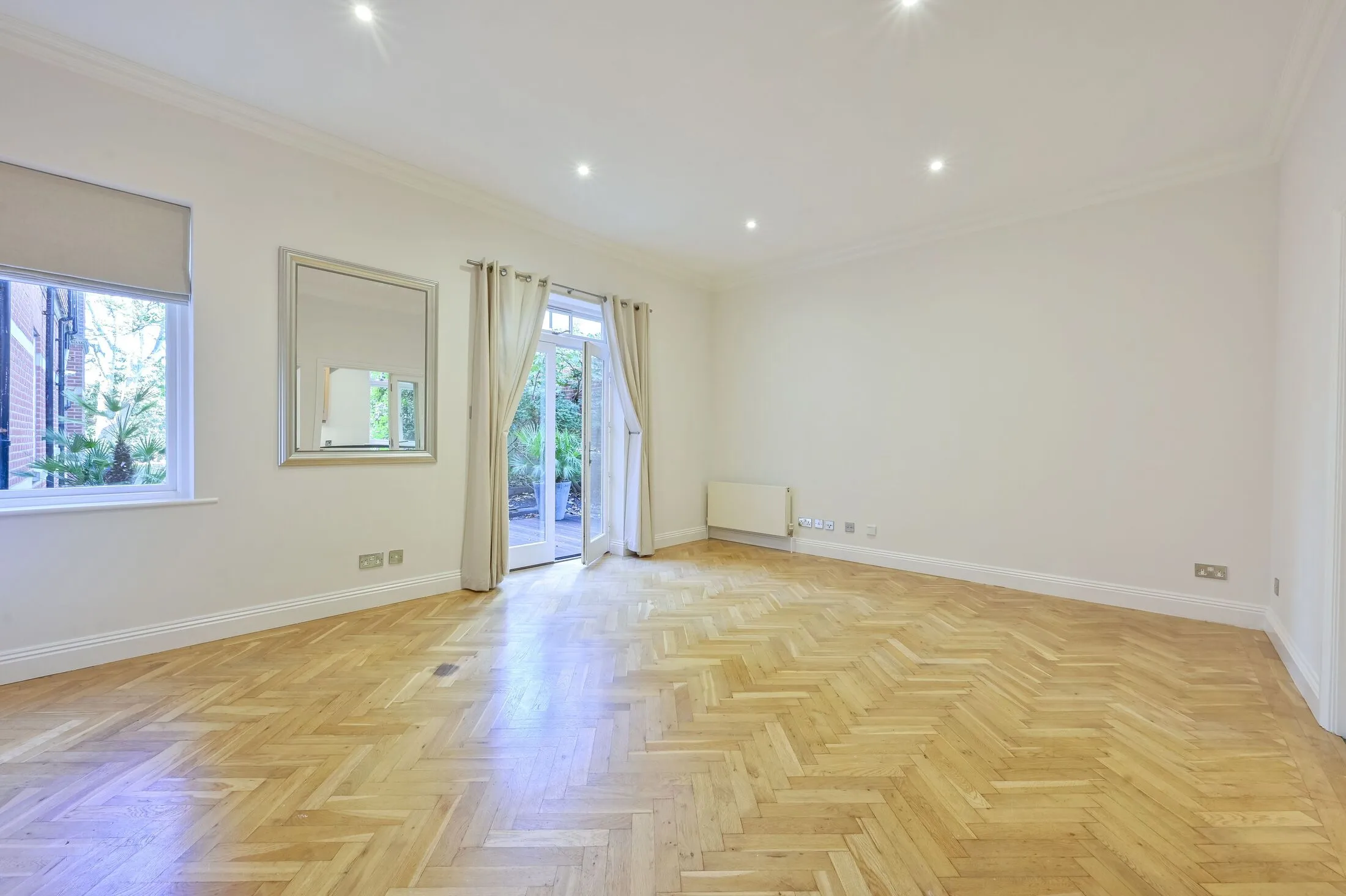 Flat Arthur Road in Greater London