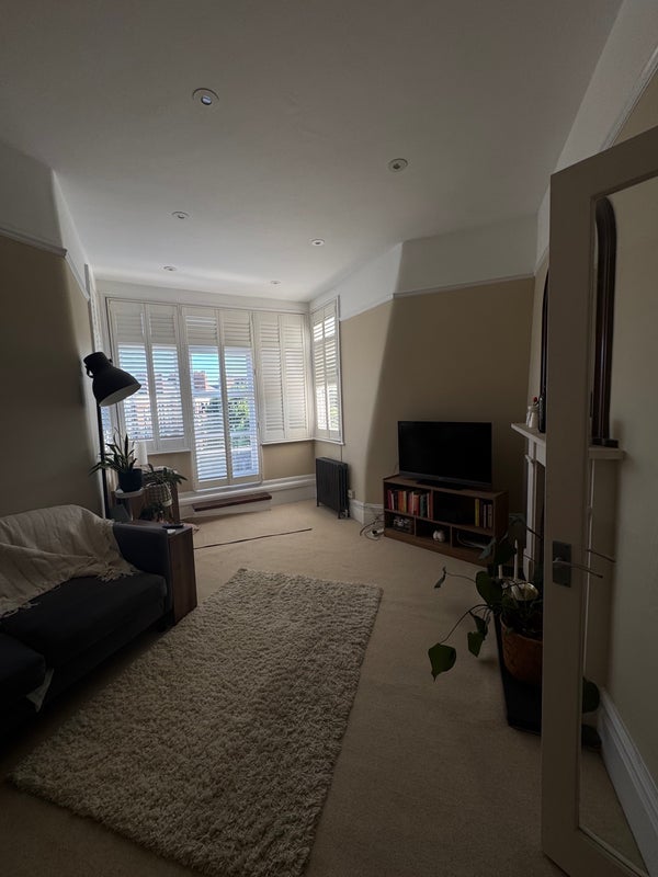 Room Elgin Avenue in City of Westminster