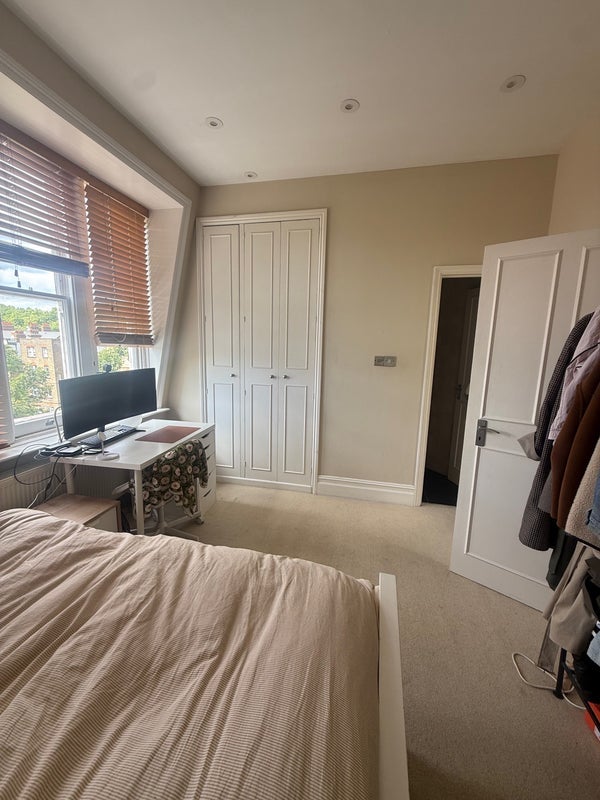 Room Elgin Avenue in City of Westminster