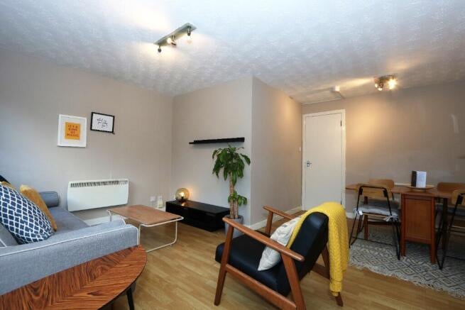 Flat Fortingall Place in Glasgow