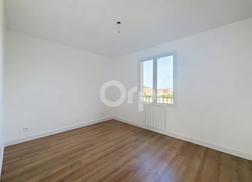 Flat Résidence Jeanne Leveillé in Breuil-le-Vert