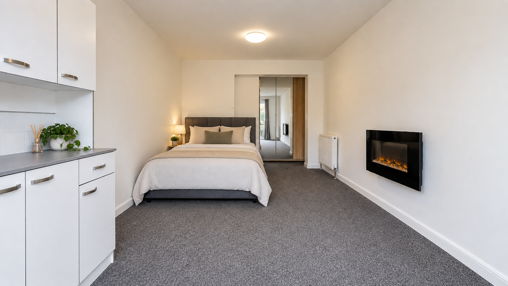 Room Tomswood Hill in Greater London
