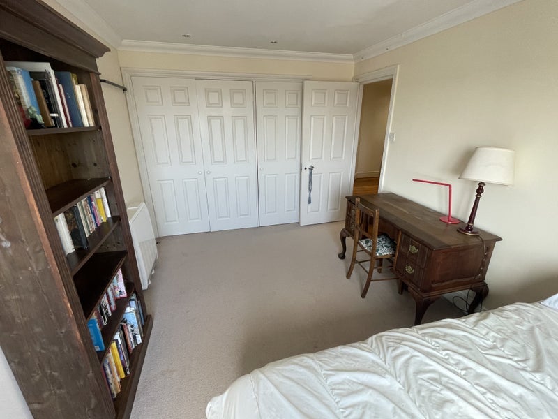 Room Fulham High Street in Greater London