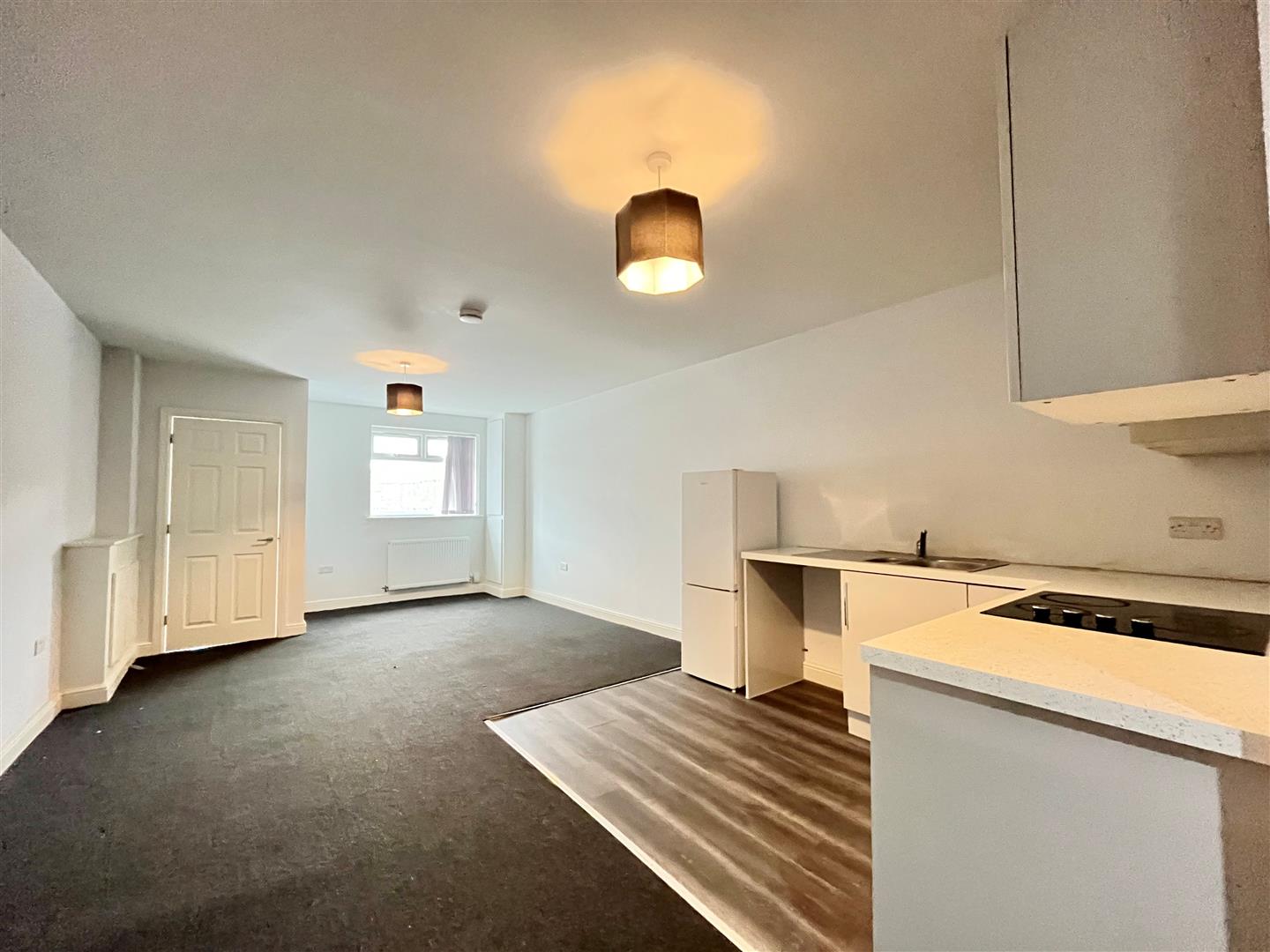 Flat Partington Lane in Salford