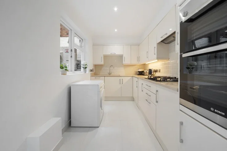 House Hertford Street in City of Westminster