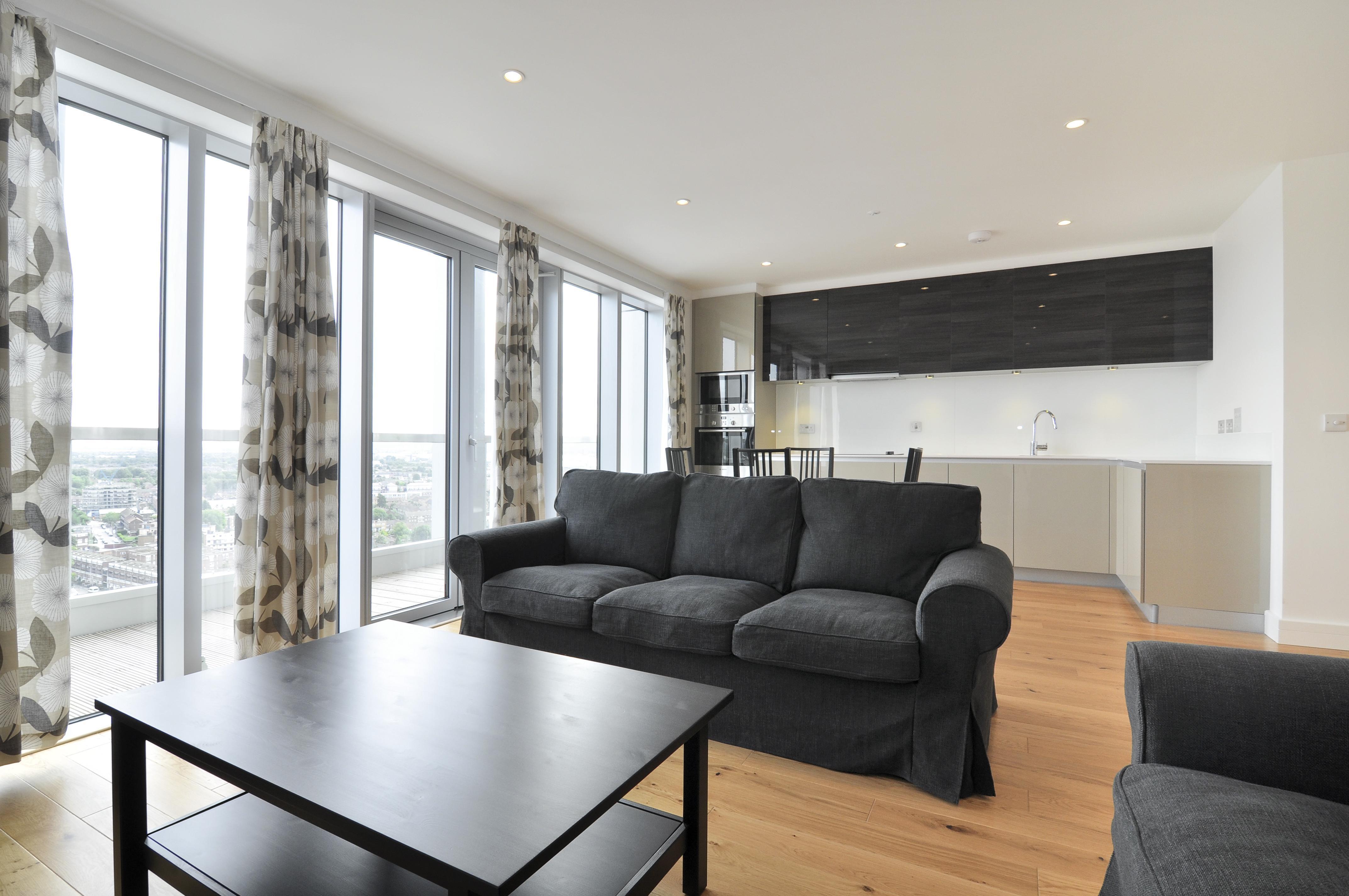 Flat Barking Road in Greater London