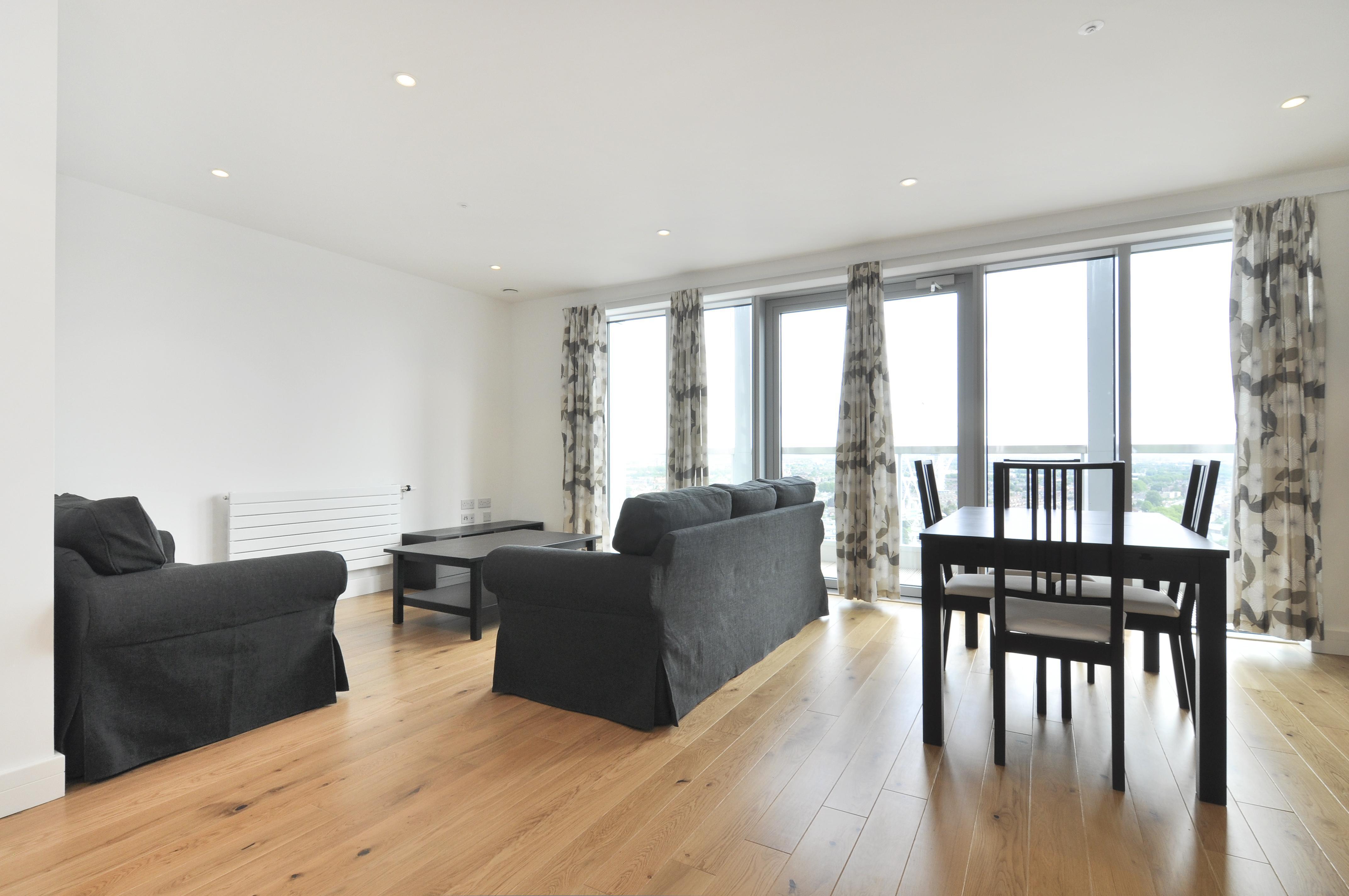 Flat Barking Road in Greater London
